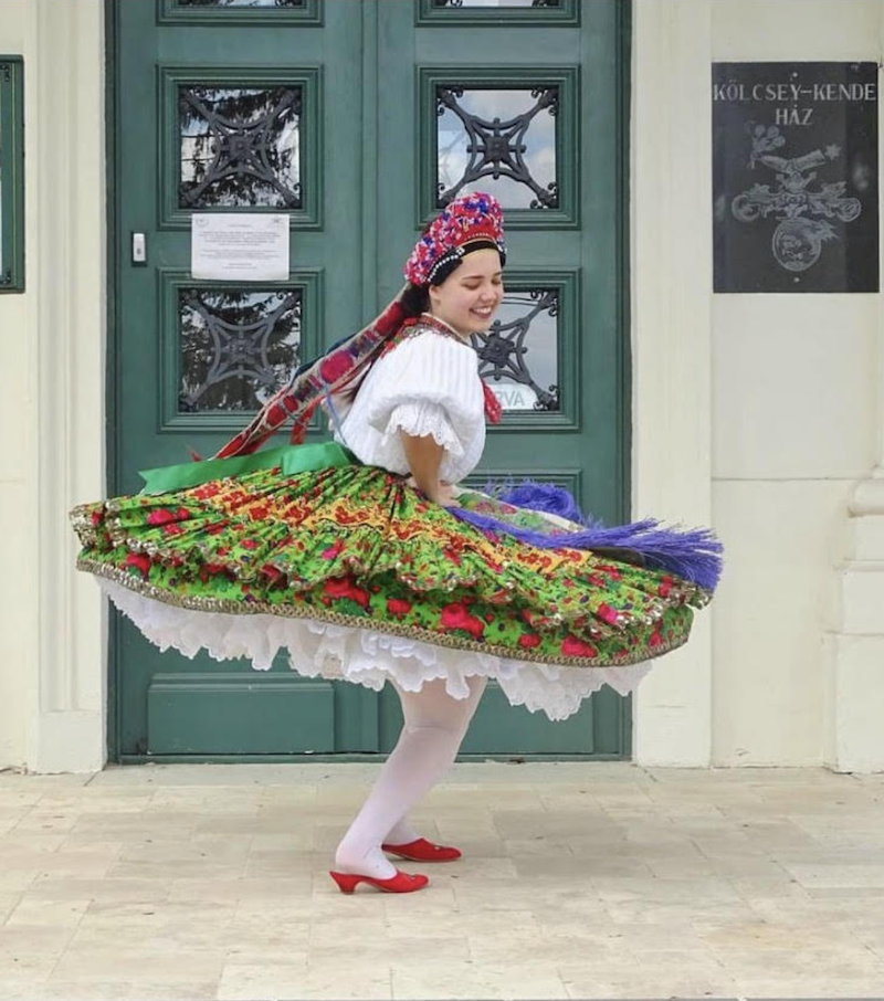 Hungarian discount peasant skirt